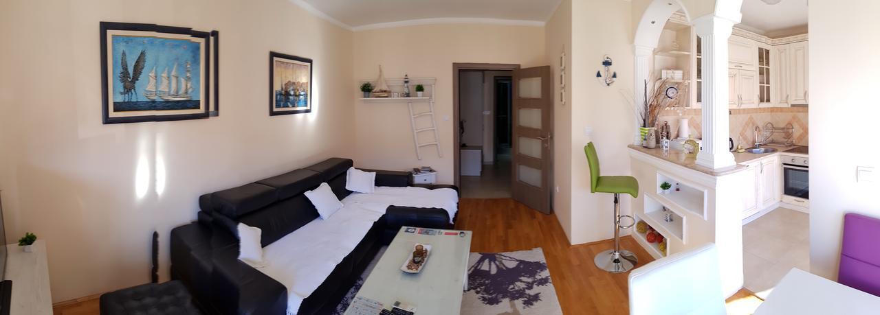 Apartment Stella Di Cattaro Eksteriør billede